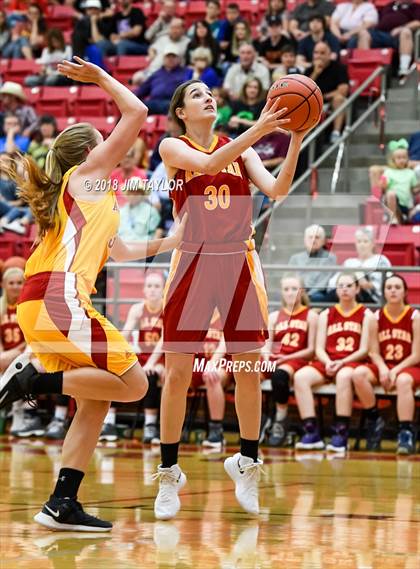 Thumbnail 3 in Chicken Express Classic All Star Game photogallery.