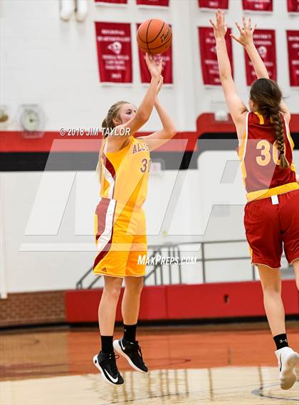 Thumbnail 2 in Chicken Express Classic All Star Game photogallery.