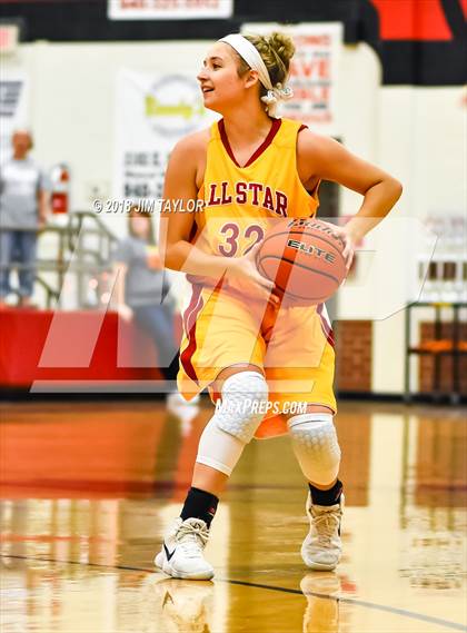 Thumbnail 1 in Chicken Express Classic All Star Game photogallery.