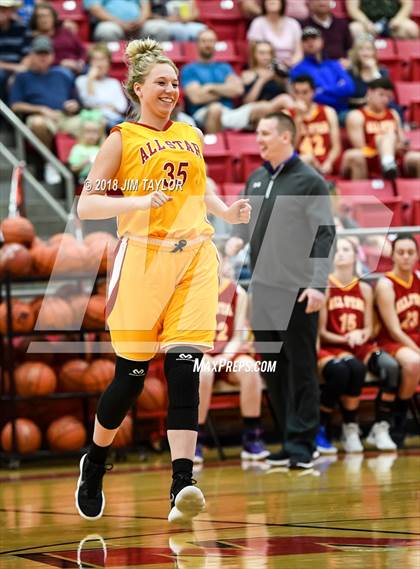Thumbnail 2 in Chicken Express Classic All Star Game photogallery.