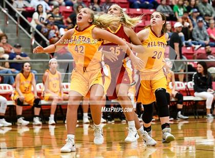 Thumbnail 2 in Chicken Express Classic All Star Game photogallery.