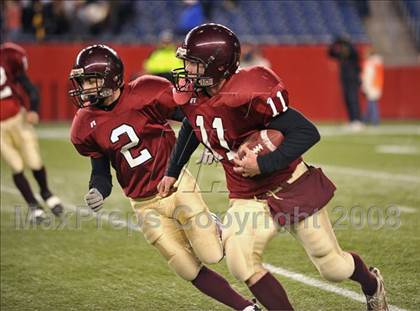 Thumbnail 2 in Duxbury vs. Gloucester (MIAA Division 2A East Final) photogallery.
