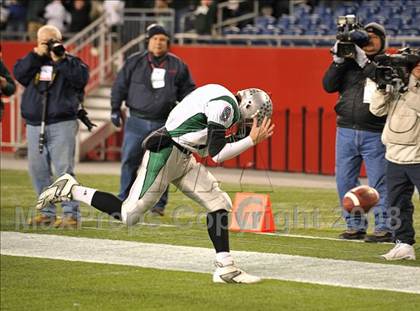 Thumbnail 2 in Duxbury vs. Gloucester (MIAA Division 2A East Final) photogallery.