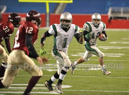 Thumbnail 3 in Duxbury vs. Gloucester (MIAA Division 2A East Final) photogallery.