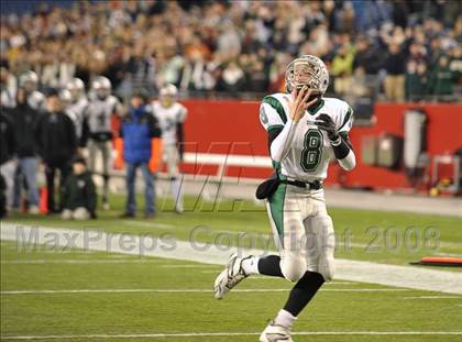 Thumbnail 3 in Duxbury vs. Gloucester (MIAA Division 2A East Final) photogallery.