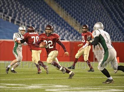 Thumbnail 2 in Duxbury vs. Gloucester (MIAA Division 2A East Final) photogallery.
