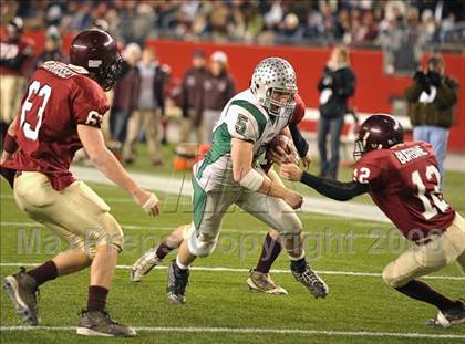 Thumbnail 2 in Duxbury vs. Gloucester (MIAA Division 2A East Final) photogallery.