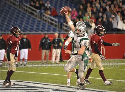 Thumbnail 2 in Duxbury vs. Gloucester (MIAA Division 2A East Final) photogallery.