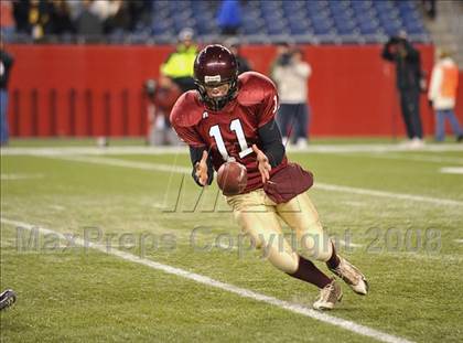 Thumbnail 2 in Duxbury vs. Gloucester (MIAA Division 2A East Final) photogallery.