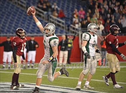 Thumbnail 3 in Duxbury vs. Gloucester (MIAA Division 2A East Final) photogallery.