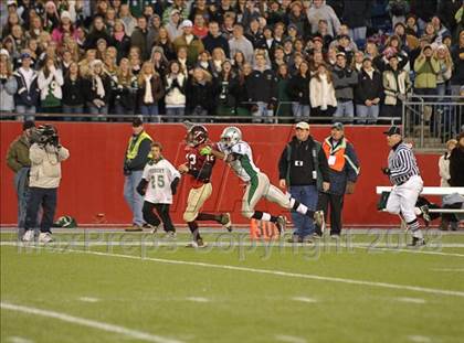 Thumbnail 2 in Duxbury vs. Gloucester (MIAA Division 2A East Final) photogallery.