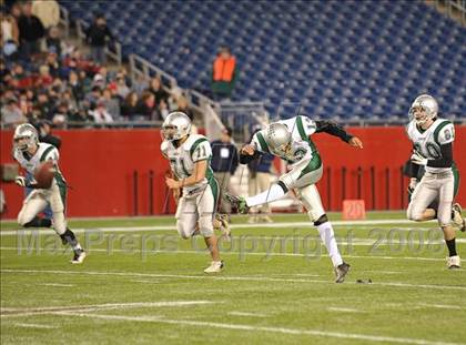 Thumbnail 2 in Duxbury vs. Gloucester (MIAA Division 2A East Final) photogallery.