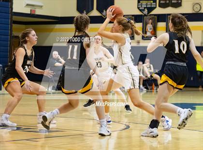 Thumbnail 2 in Honeoye Falls-Lima @ Sutherland photogallery.