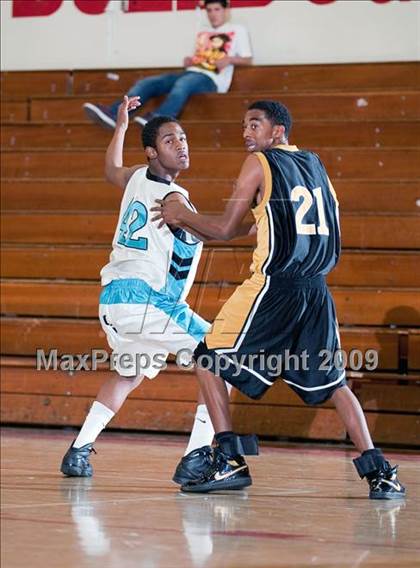 Thumbnail 3 in Arroyo Valley vs Canyon Springs (Rose City Round Ball Classic) photogallery.