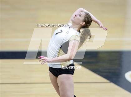 Thumbnail 1 in Montgomery @ Olympian photogallery.