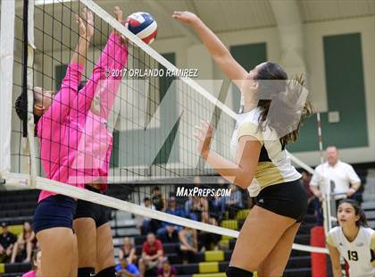 Thumbnail 1 in Montgomery @ Olympian photogallery.
