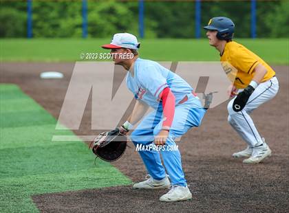 Thumbnail 2 in Grove City vs. St. Ignatius photogallery.