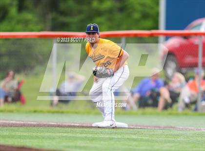 Thumbnail 3 in Grove City vs. St. Ignatius photogallery.