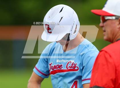Thumbnail 3 in Grove City vs. St. Ignatius photogallery.