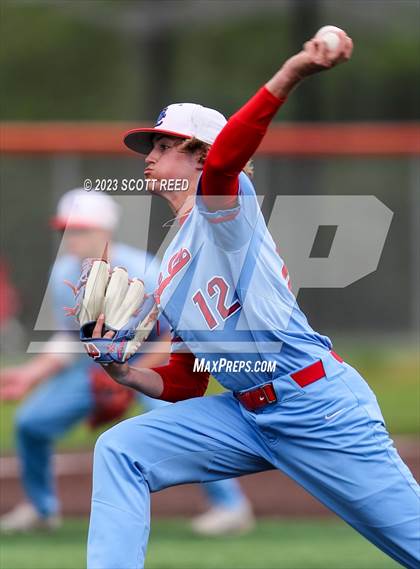 Thumbnail 3 in Grove City vs. St. Ignatius photogallery.