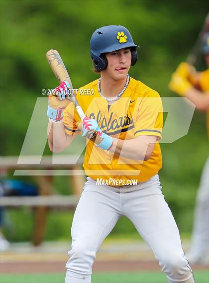 Thumbnail 2 in Grove City vs. St. Ignatius photogallery.