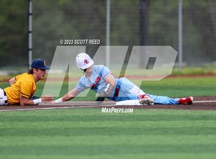 Thumbnail 3 in Grove City vs. St. Ignatius photogallery.