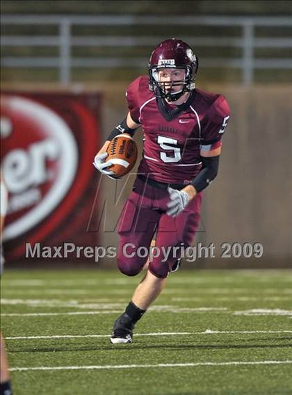 Thumbnail 1 in Sherman vs. Smith (Texas 4A D1 Region II Bi-District Playoffs) photogallery.