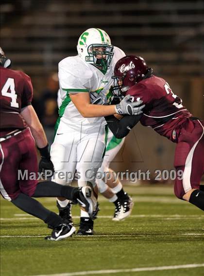 Thumbnail 3 in Sherman vs. Smith (Texas 4A D1 Region II Bi-District Playoffs) photogallery.