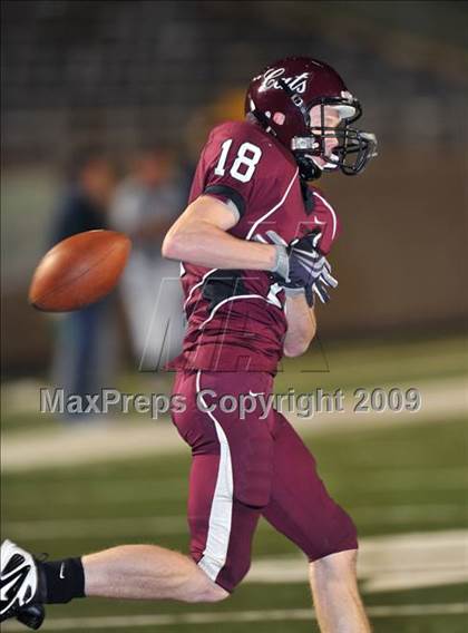 Thumbnail 2 in Sherman vs. Smith (Texas 4A D1 Region II Bi-District Playoffs) photogallery.