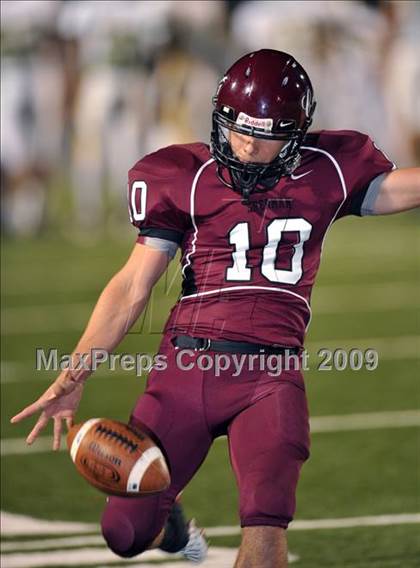 Thumbnail 2 in Sherman vs. Smith (Texas 4A D1 Region II Bi-District Playoffs) photogallery.