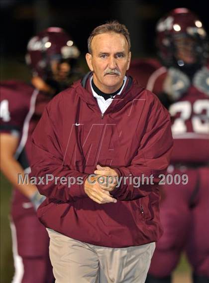 Thumbnail 2 in Sherman vs. Smith (Texas 4A D1 Region II Bi-District Playoffs) photogallery.