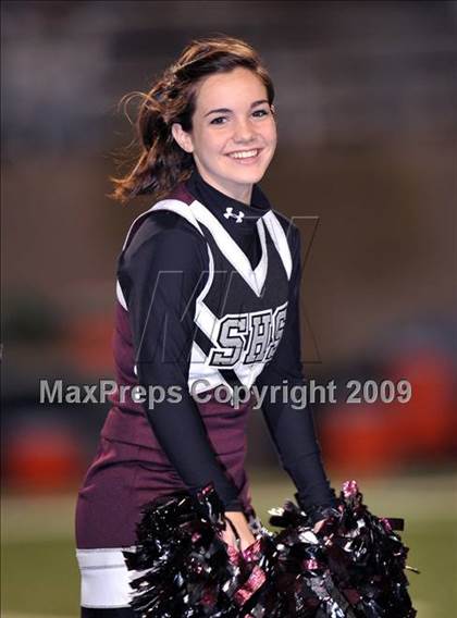 Thumbnail 2 in Sherman vs. Smith (Texas 4A D1 Region II Bi-District Playoffs) photogallery.
