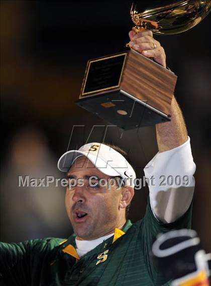 Thumbnail 3 in Sherman vs. Smith (Texas 4A D1 Region II Bi-District Playoffs) photogallery.