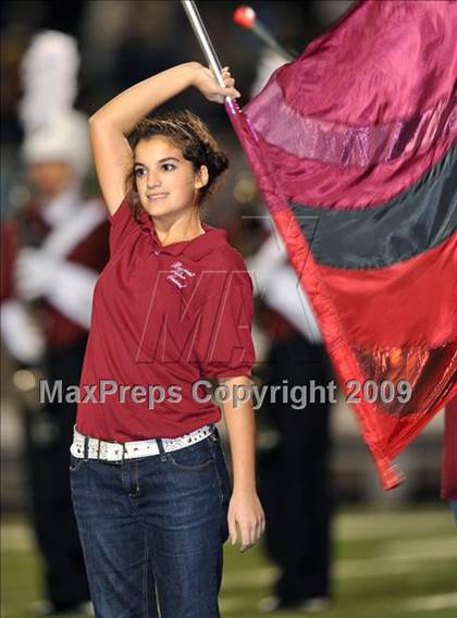 Thumbnail 1 in Sherman vs. Smith (Texas 4A D1 Region II Bi-District Playoffs) photogallery.