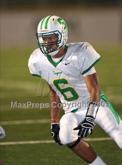 Thumbnail 2 in Sherman vs. Smith (Texas 4A D1 Region II Bi-District Playoffs) photogallery.