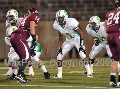 Thumbnail 3 in Sherman vs. Smith (Texas 4A D1 Region II Bi-District Playoffs) photogallery.