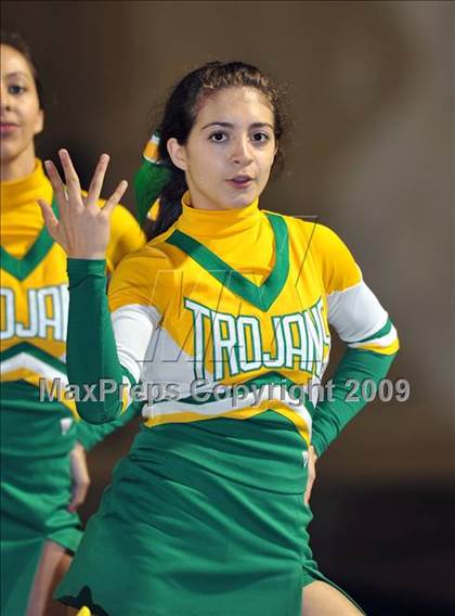 Thumbnail 2 in Sherman vs. Smith (Texas 4A D1 Region II Bi-District Playoffs) photogallery.