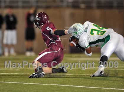 Thumbnail 2 in Sherman vs. Smith (Texas 4A D1 Region II Bi-District Playoffs) photogallery.
