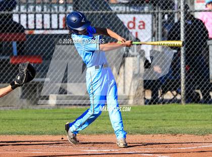 Thumbnail 3 in Montebello vs La Canada photogallery.