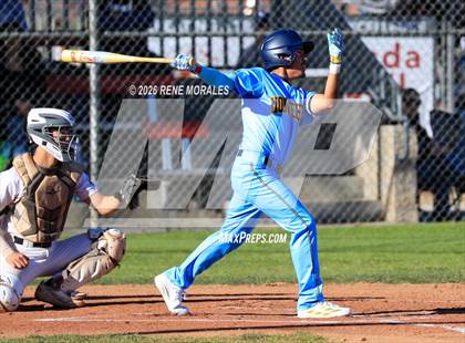 Thumbnail 3 in Montebello vs La Canada photogallery.