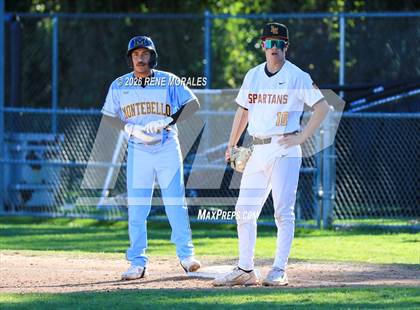 Thumbnail 2 in Montebello vs La Canada photogallery.