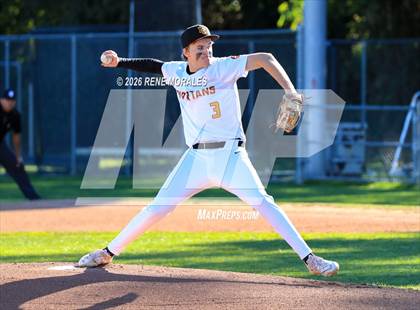 Thumbnail 3 in Montebello vs La Canada photogallery.