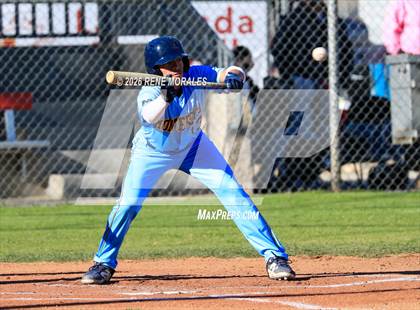 Thumbnail 3 in Montebello vs La Canada photogallery.