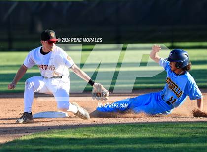 Thumbnail 2 in Montebello vs La Canada photogallery.
