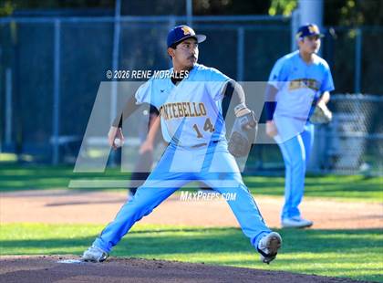 Thumbnail 3 in Montebello vs La Canada photogallery.