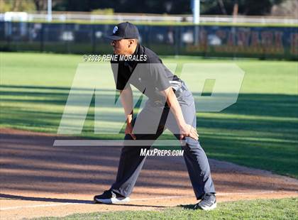 Thumbnail 2 in Montebello vs La Canada photogallery.