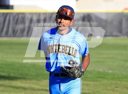 Thumbnail 2 in Montebello vs La Canada photogallery.
