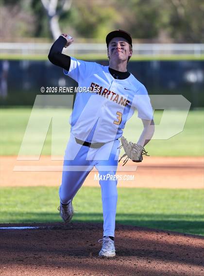 Thumbnail 1 in Montebello vs La Canada photogallery.