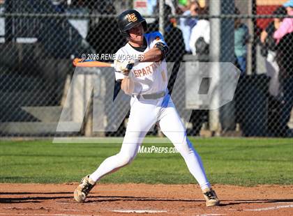 Thumbnail 1 in Montebello vs La Canada photogallery.