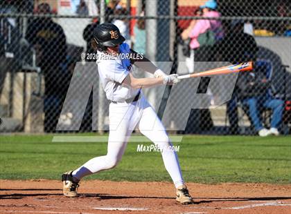 Thumbnail 3 in Montebello vs La Canada photogallery.